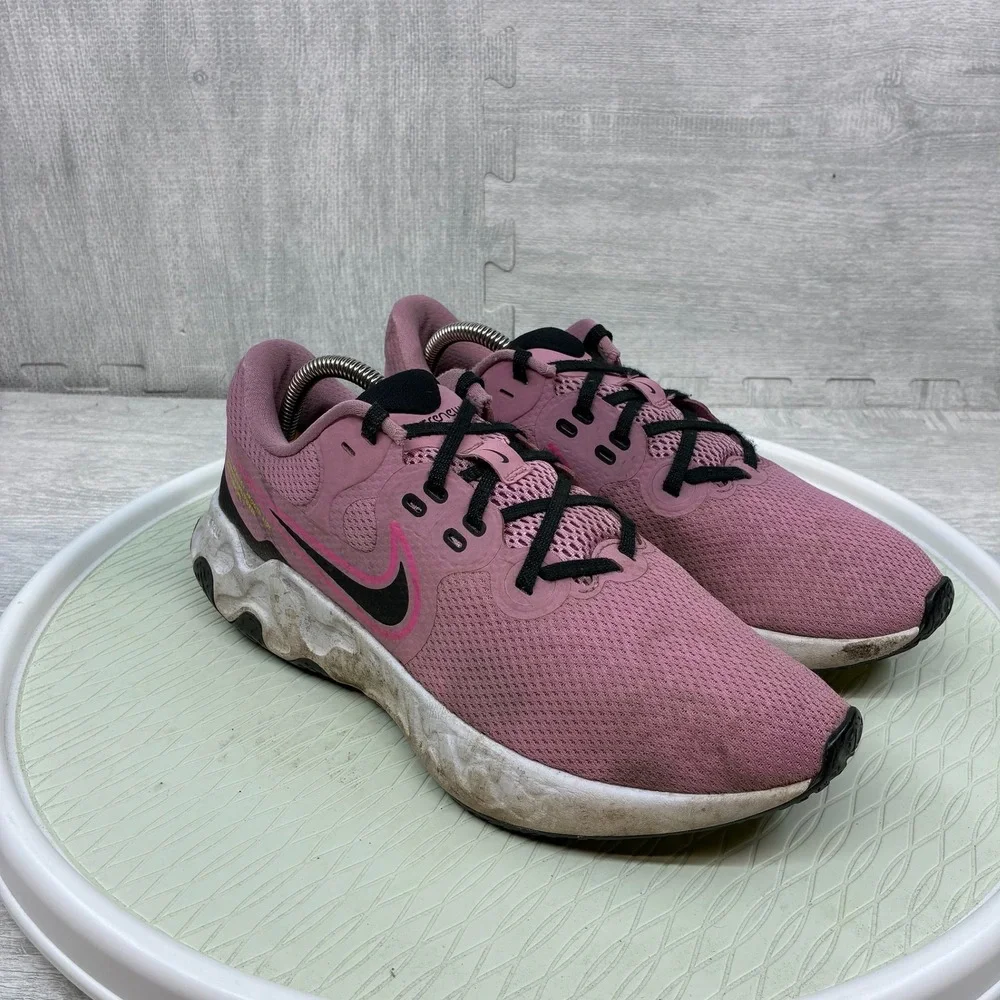 Nike Renew Ride 2 Running Shoes Women's 11 Pink Mesh Athletic CU3508-600